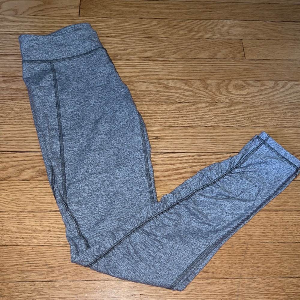 Gray ivivva leggings
